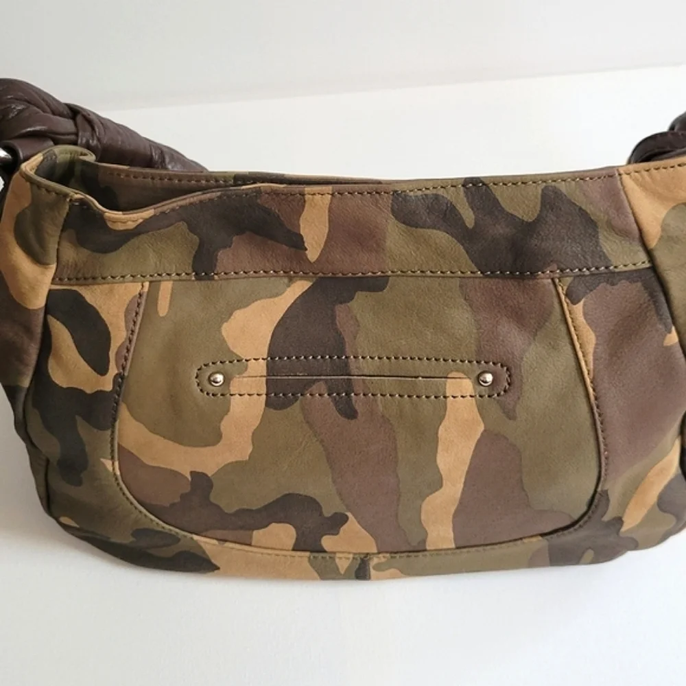 B.Makowsky leather hobo handbag with dust bag.